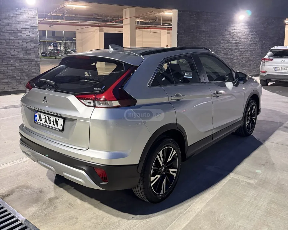 Mitsubishi Eclipse Cross 2025 — миниатюра 4