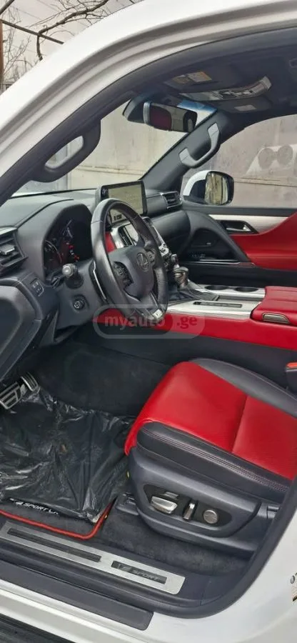 Lexus LX 600 F SPORT 4dr 4x4 Automatic 2023 — миниатюра 3