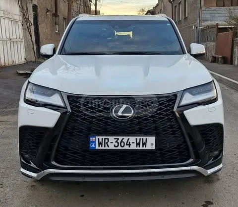 Lexus LX 600 F SPORT 4dr 4x4 Automatic 2023 — фото 1, купить с доставкой в Москву