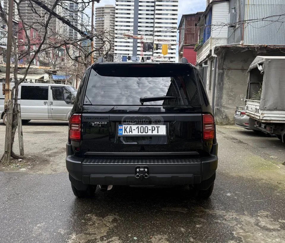 Toyota Land Cruiser Prado 2025 — миниатюра 3