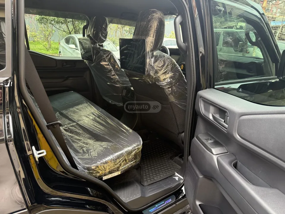 Toyota Land Cruiser Prado 2025 — миниатюра 4