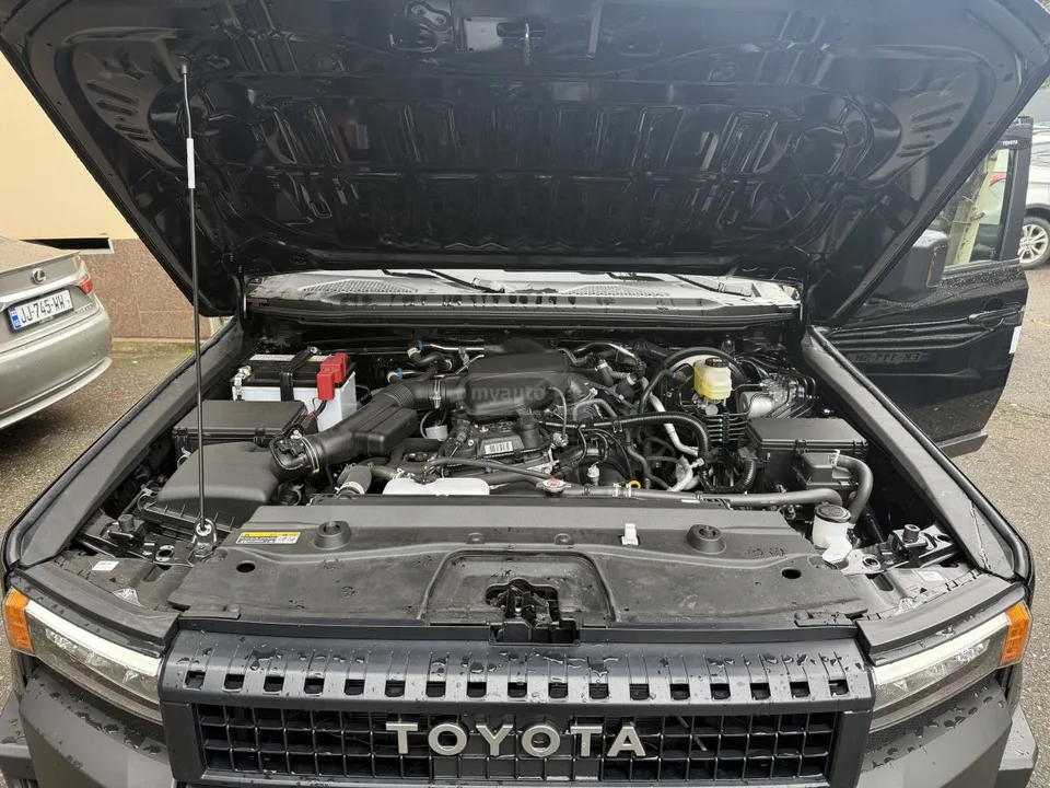 Toyota Land Cruiser Prado 2025 — миниатюра 5