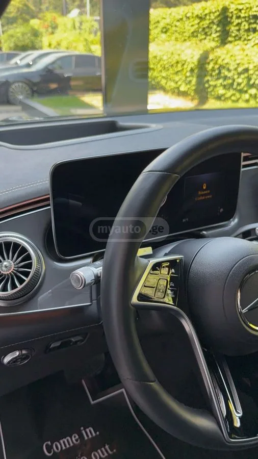 Mercedes-Benz EQS SUV 2023 — миниатюра 3