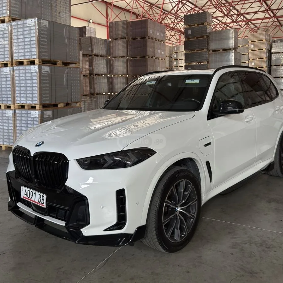 BMW X5 xDrive40i 4dr All-Wheel Drive 2022 — миниатюра 5