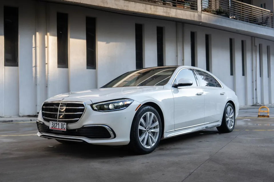 Mercedes-Benz S 500 2022 — фото 1, купить с доставкой в Москву