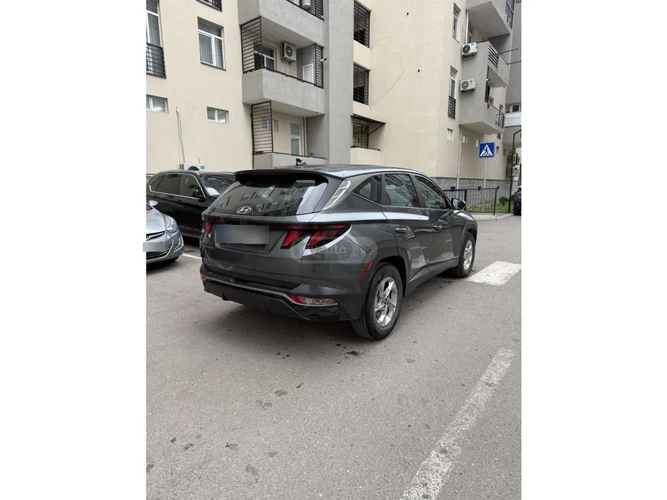 Hyundai Tucson 2022 — миниатюра 3