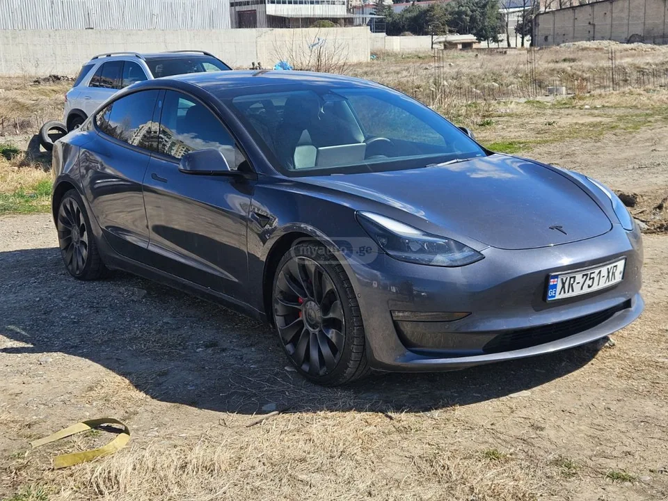 Tesla Model 3 Dual Motor 2022 — миниатюра 2