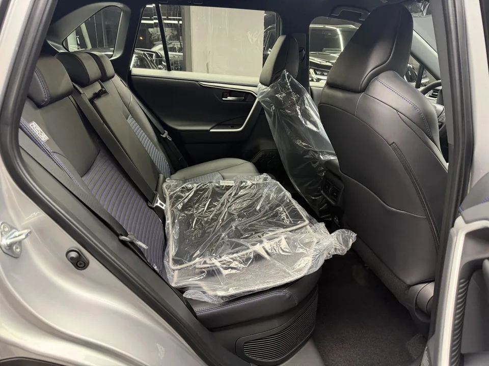 Toyota RAV4 STYLE 2025 — миниатюра 4