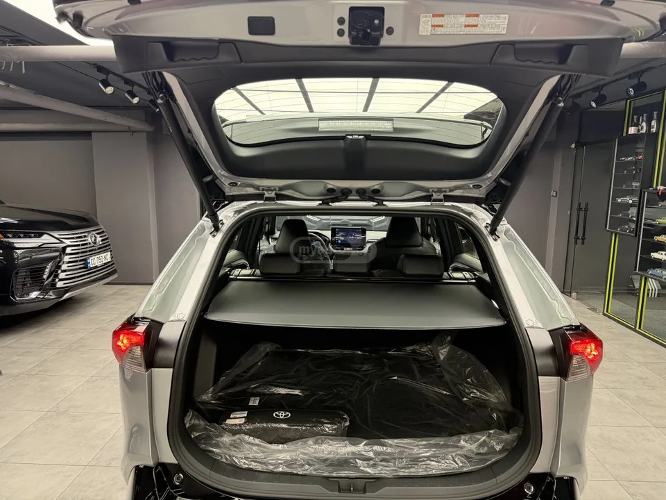 Toyota RAV4 STYLE 2025 — миниатюра 5