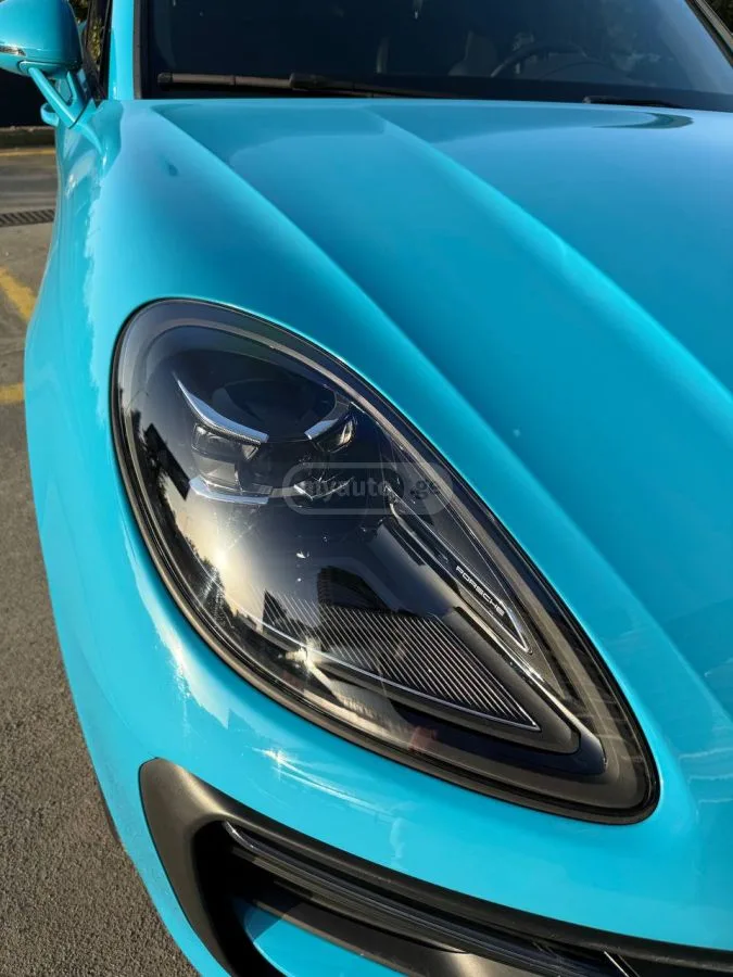Porsche Macan 2022 — миниатюра 3