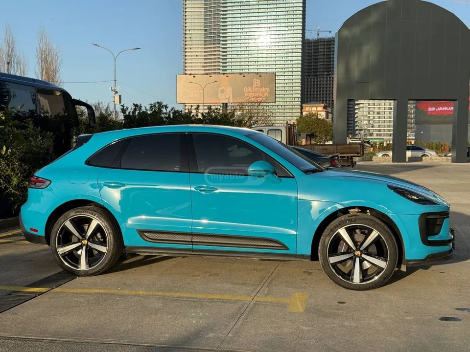 Porsche Macan 2022 — миниатюра 4