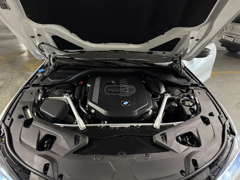 BMW 840 2023 — миниатюра 5