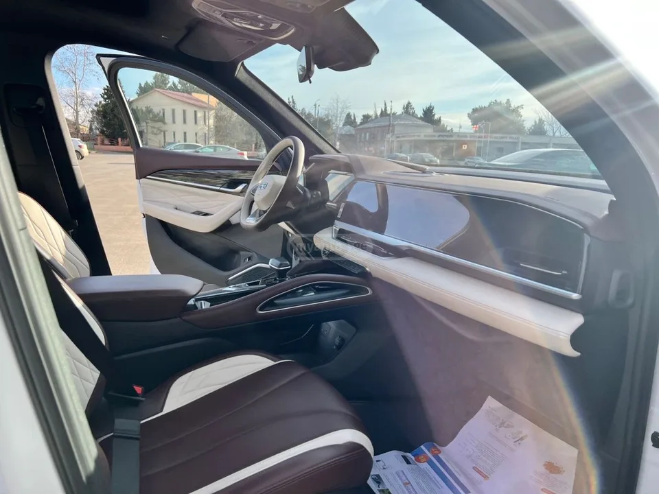 Geely Monjaro Max 2022 — миниатюра 3
