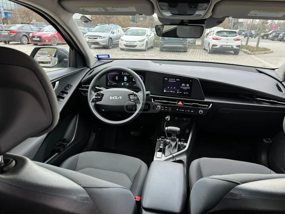 Kia Niro 2023 — миниатюра 3