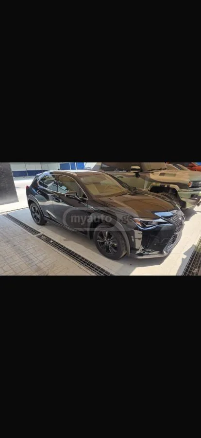 Lexus UX 250 h Luxury 4dr All-Wheel Drive CVT 2022 — миниатюра 2
