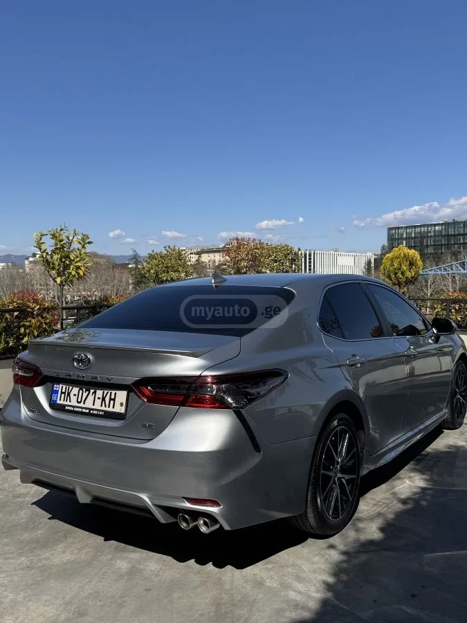 Toyota Camry 2023 — миниатюра 2