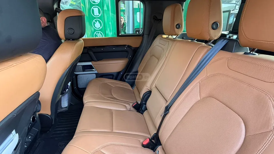 Land Rover Defender 130 2024 — миниатюра 4