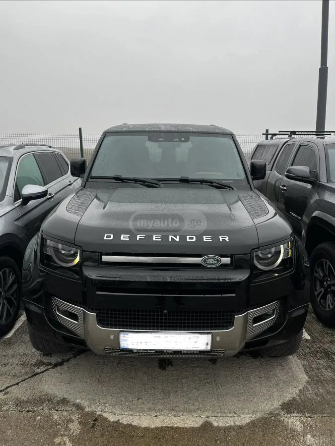 Land Rover Defender 130 2024 — фото 1, купить с доставкой в Москву