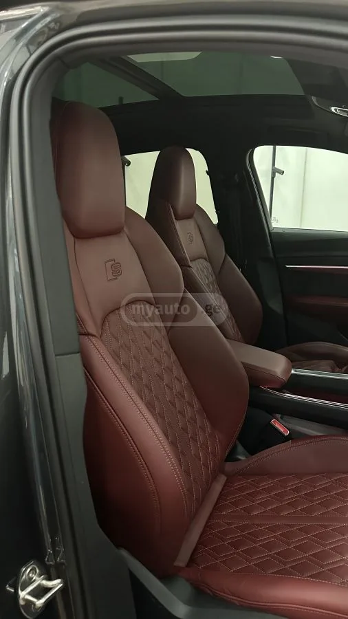 Audi E-Tron S line Premium 4dr All-Wheel D 2022 — миниатюра 5