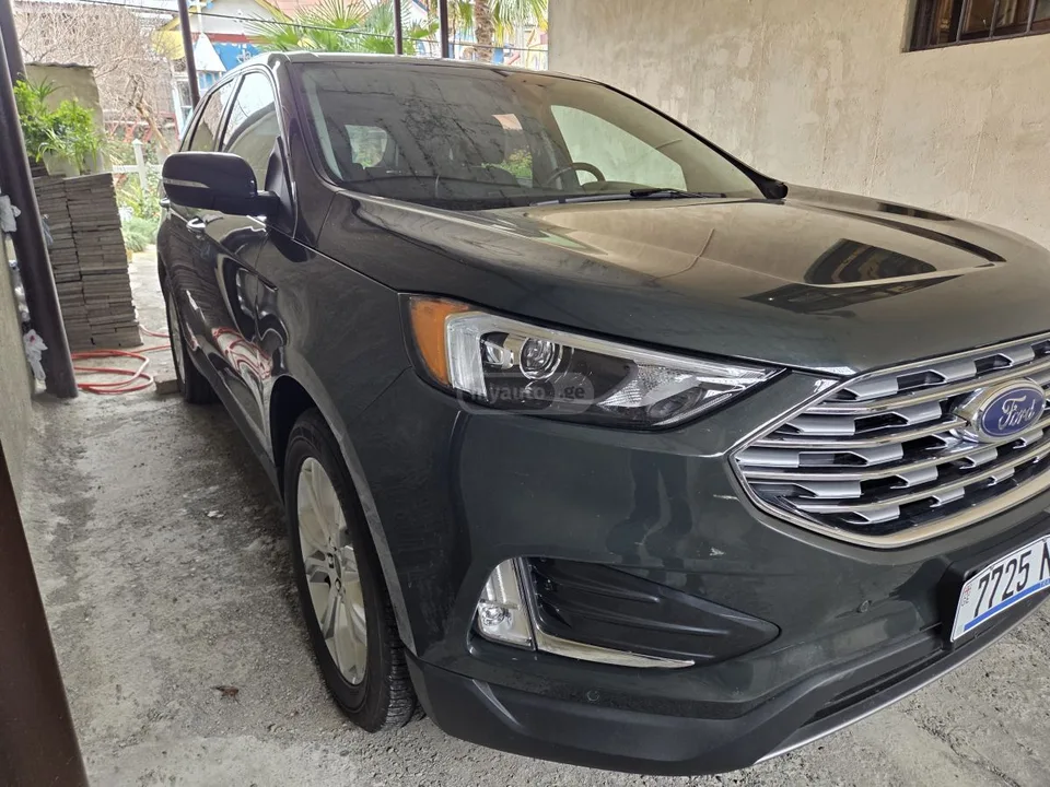 Ford Edge 2023 — миниатюра 2