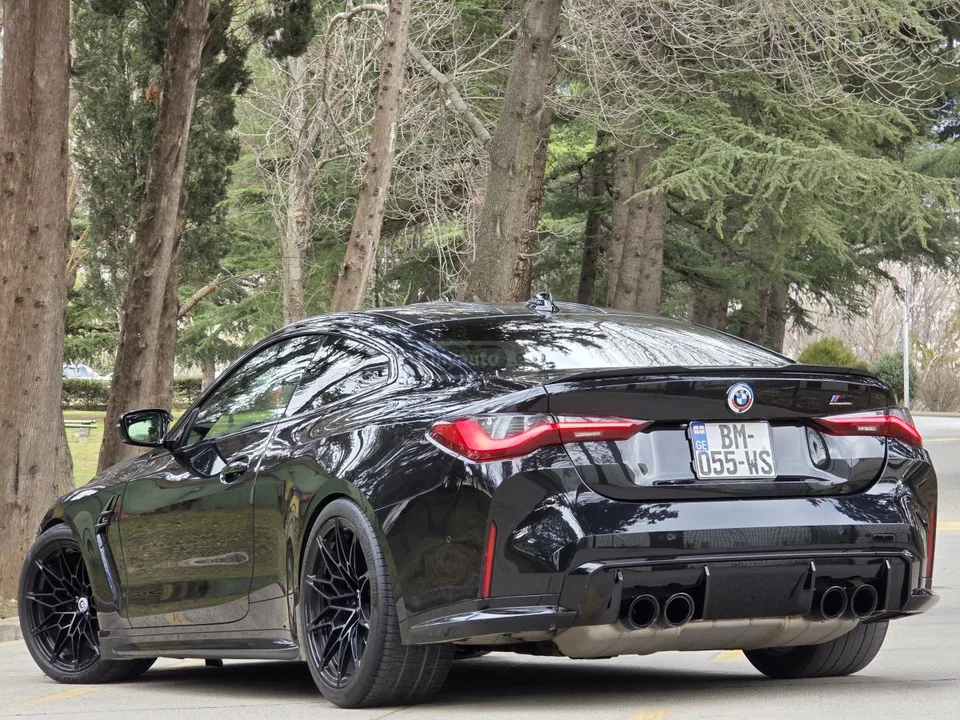 BMW M4 2022 — миниатюра 2