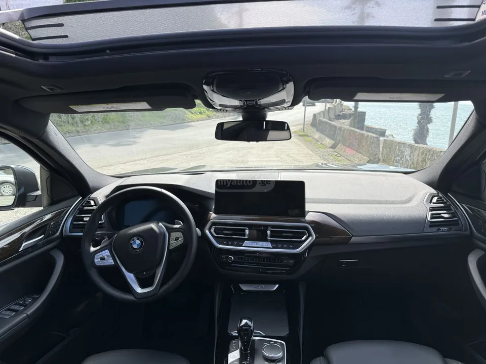 BMW X4 2023 — миниатюра 5