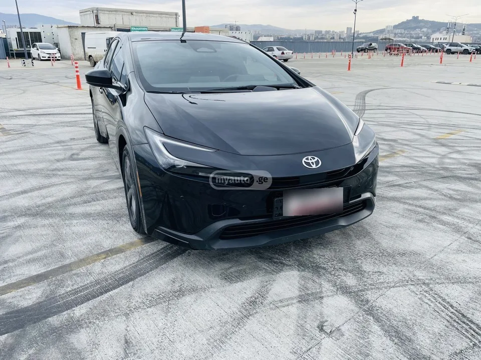 Toyota Prius 121 2024 — миниатюра 3