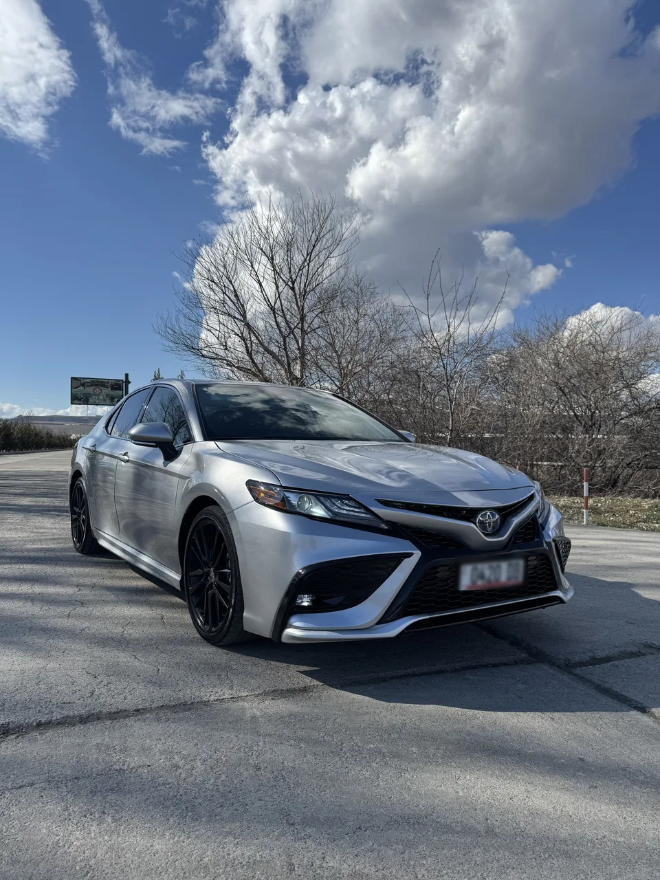 Toyota Camry 2022 — фото 1, купить с доставкой в Москву