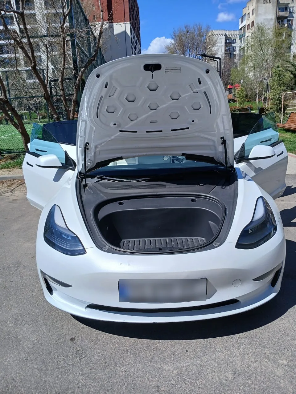 Tesla Model 3 Performance 2023 — миниатюра 5