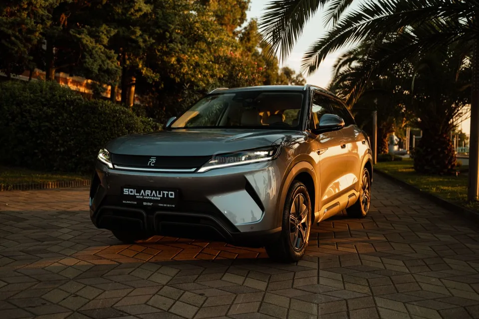 BYD Yuan 2025 — фото 1, купить с доставкой в Москву