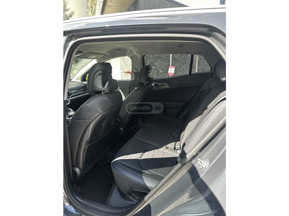 Kia Sportage 2023 — миниатюра 4