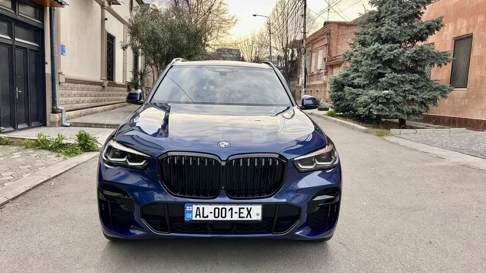 BMW X5 2023 — миниатюра 2
