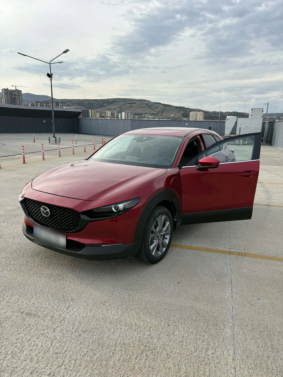 Mazda CX-30 2023 — фото 1, купить с доставкой в Москву