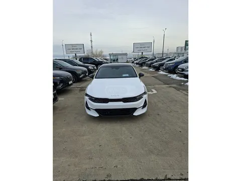 Kia K5 2023 купить в Москве
