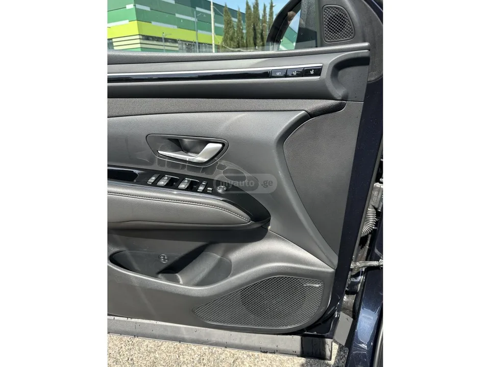 Hyundai Tucson Limited 4dr All-Wheel Drive Au 2023 — миниатюра 4