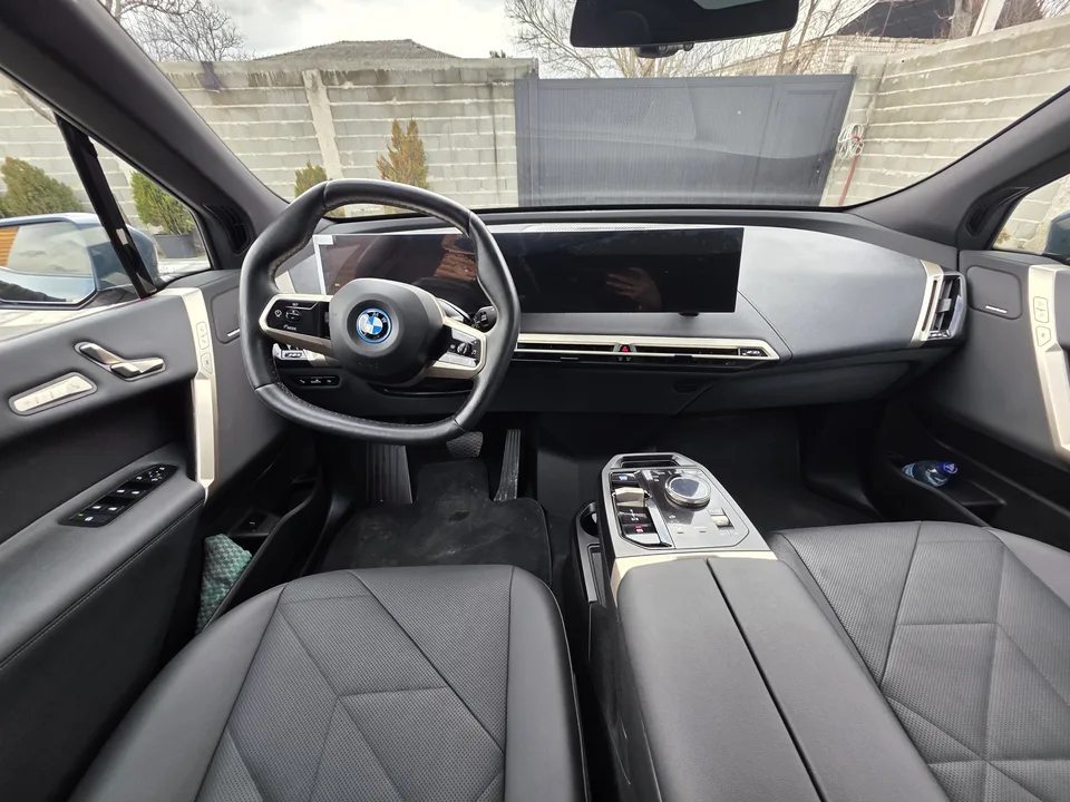 BMW IX Xdrive40 2024 — миниатюра 3