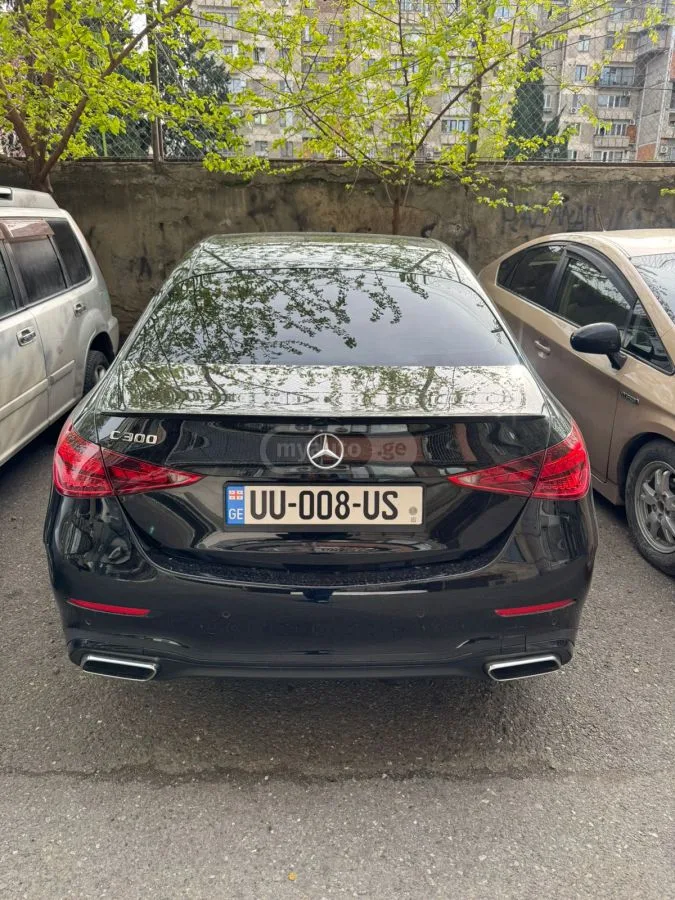 Mercedes-Benz C 300 2023 — миниатюра 3