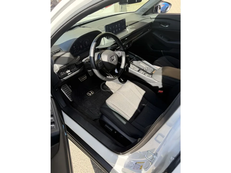 Honda Accord 2023 — миниатюра 3