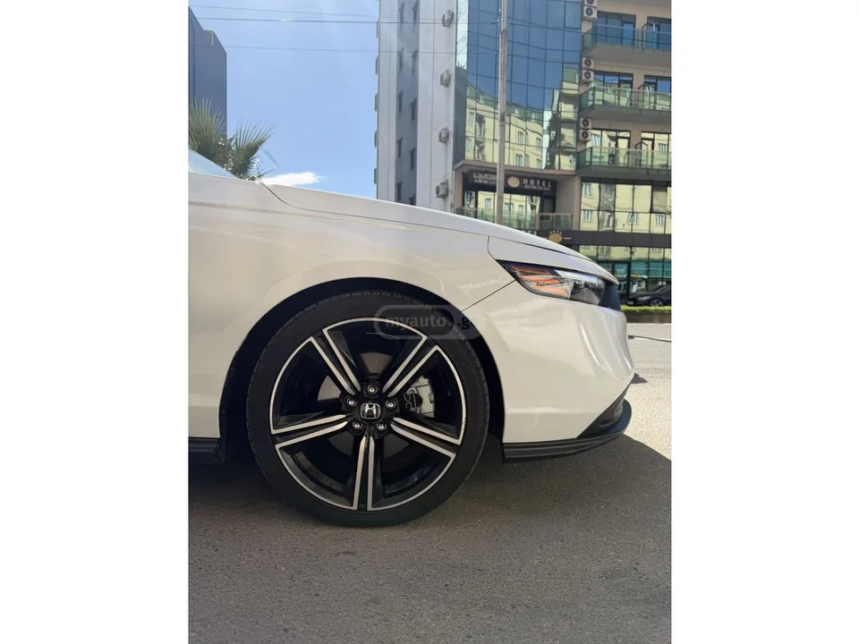 Honda Accord 2023 — миниатюра 5