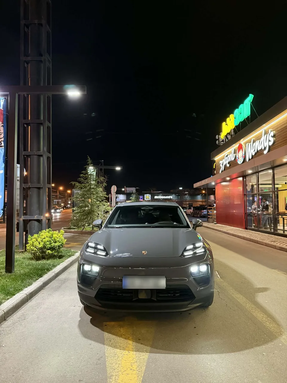 Porsche Macan 2025 — миниатюра 5