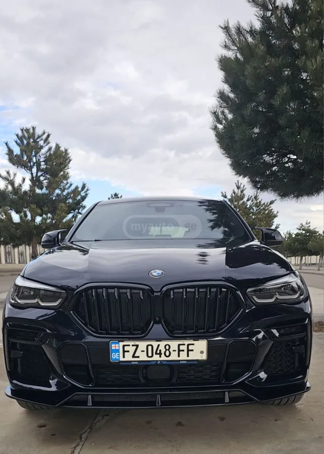 BMW X6 xDrive40i 4dr All-Wheel Drive 2022 — фото 1, купить с доставкой в Москву