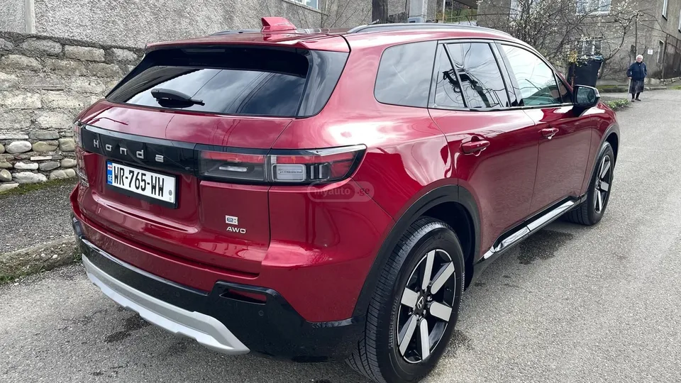 Honda Prologue 2024 — миниатюра 2