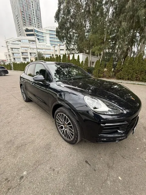 Porsche Cayenne 2022 купить в Москве