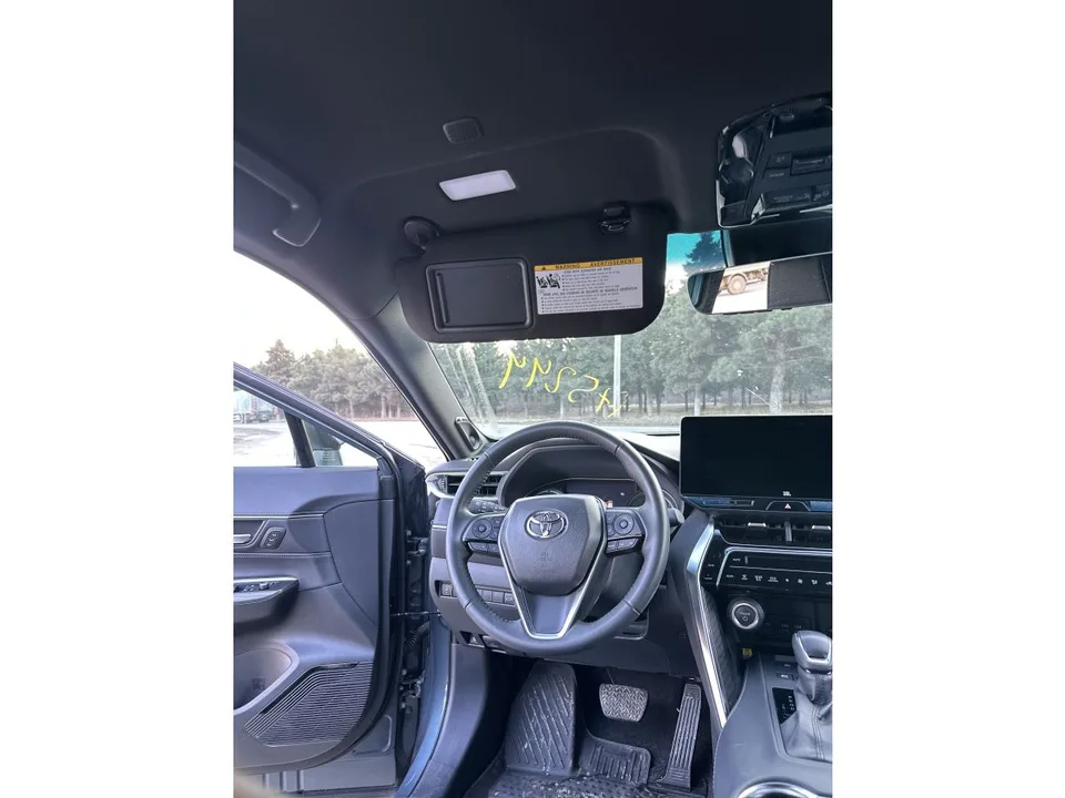 Toyota Venza XLE 2024 — миниатюра 4