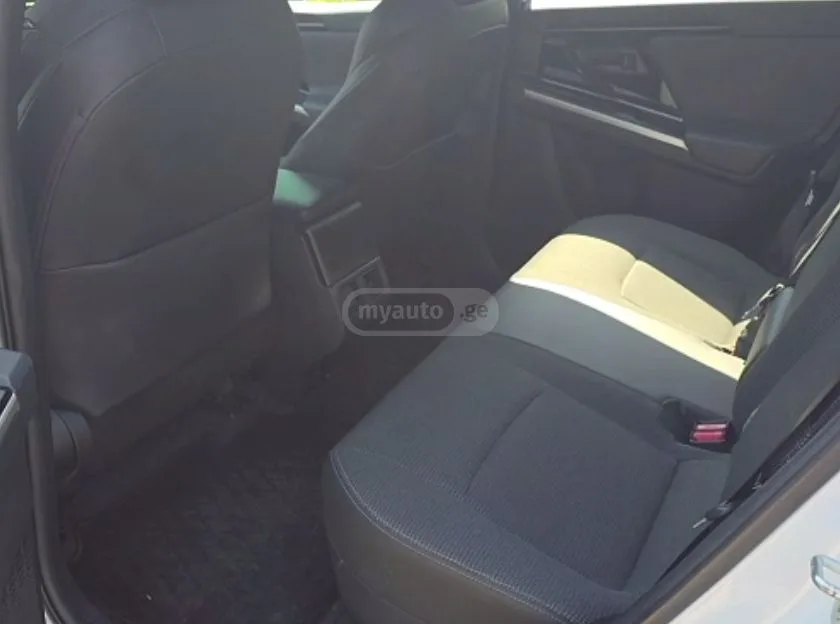 Toyota bZ4X 2022 — миниатюра 5