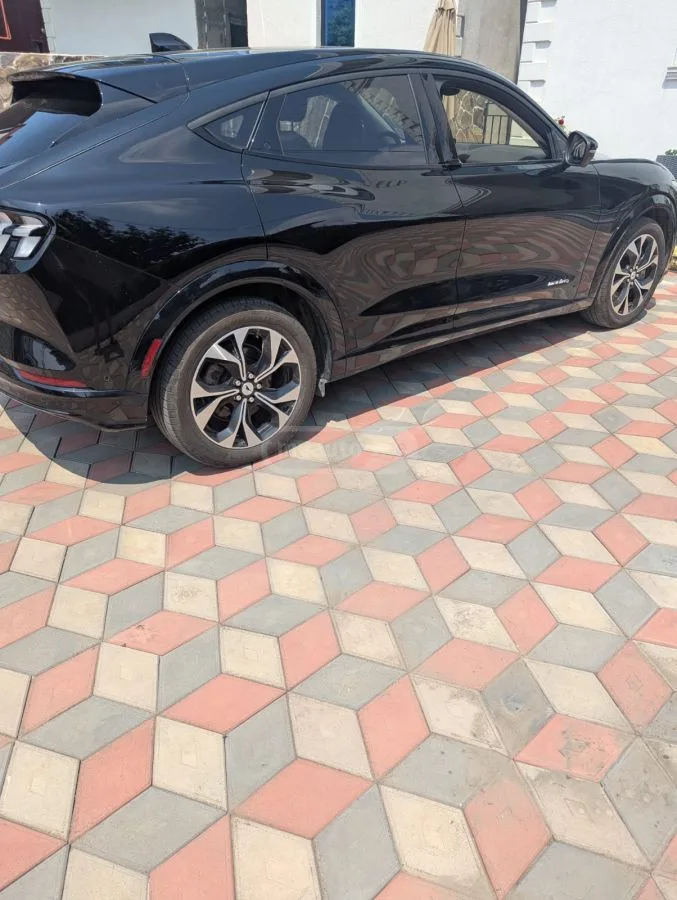 Ford Mustang Mach-E California Route 1 4dr All-Whe 2023 — миниатюра 3