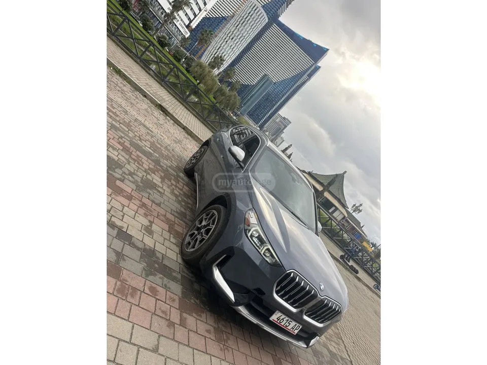 BMW X1 xDrive28i 4dr All-Wheel Drive 2023 — миниатюра 4