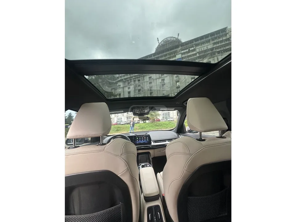 BMW X1 xDrive28i 4dr All-Wheel Drive 2023 — миниатюра 5