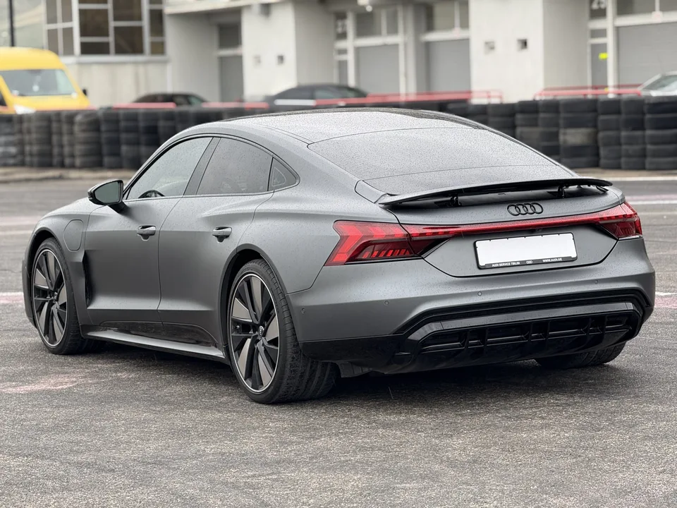 Audi RS e-tron GT E-tron gt Prestige 2023 — миниатюра 4