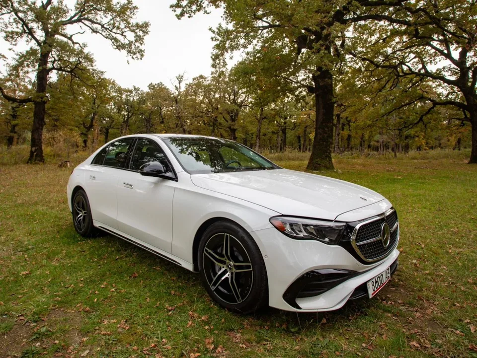 Mercedes-Benz E 450 4 matic 2024 — фото 1, купить с доставкой в Москву
